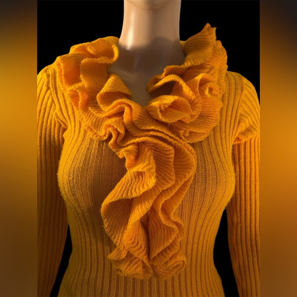 Vintage Late 60s Little Lisa Ruffle Sweater V Neck Size S - Picture 2 of 14